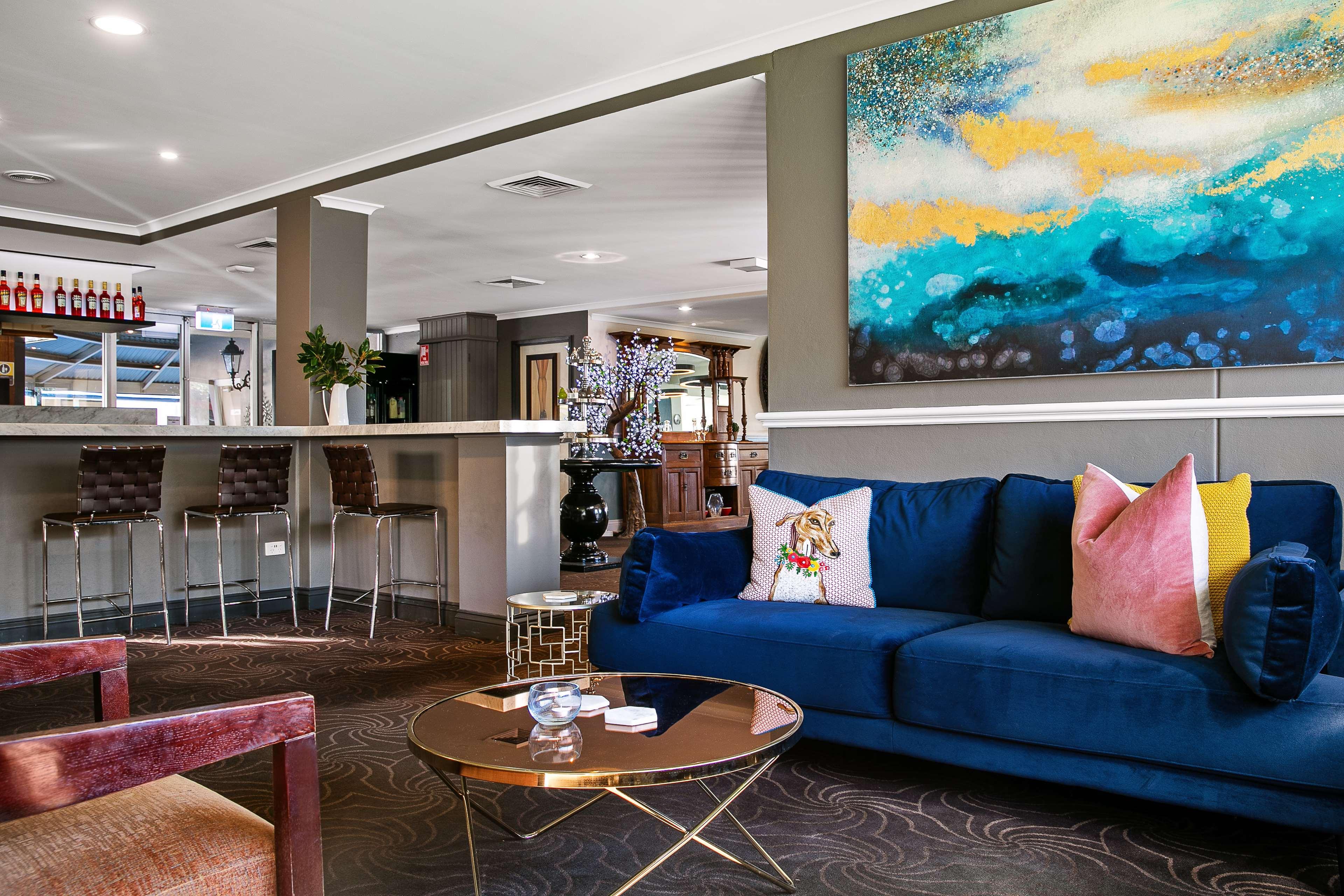 Best Western Sanctuary Inn Тамуорт Экстерьер фото